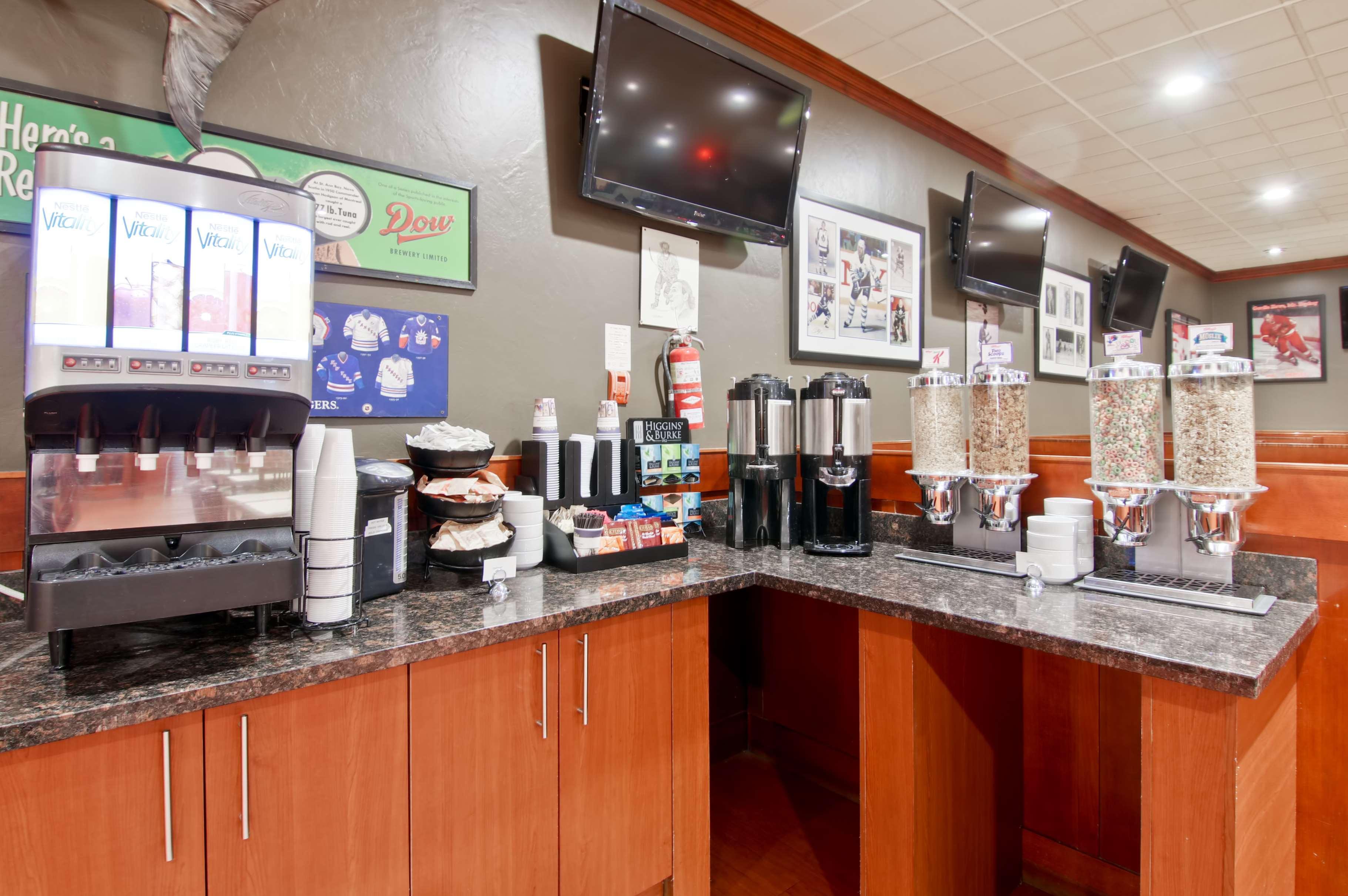 Best Western St Catharines Hotel & Conference Centre Saint Catharines Exterior photo