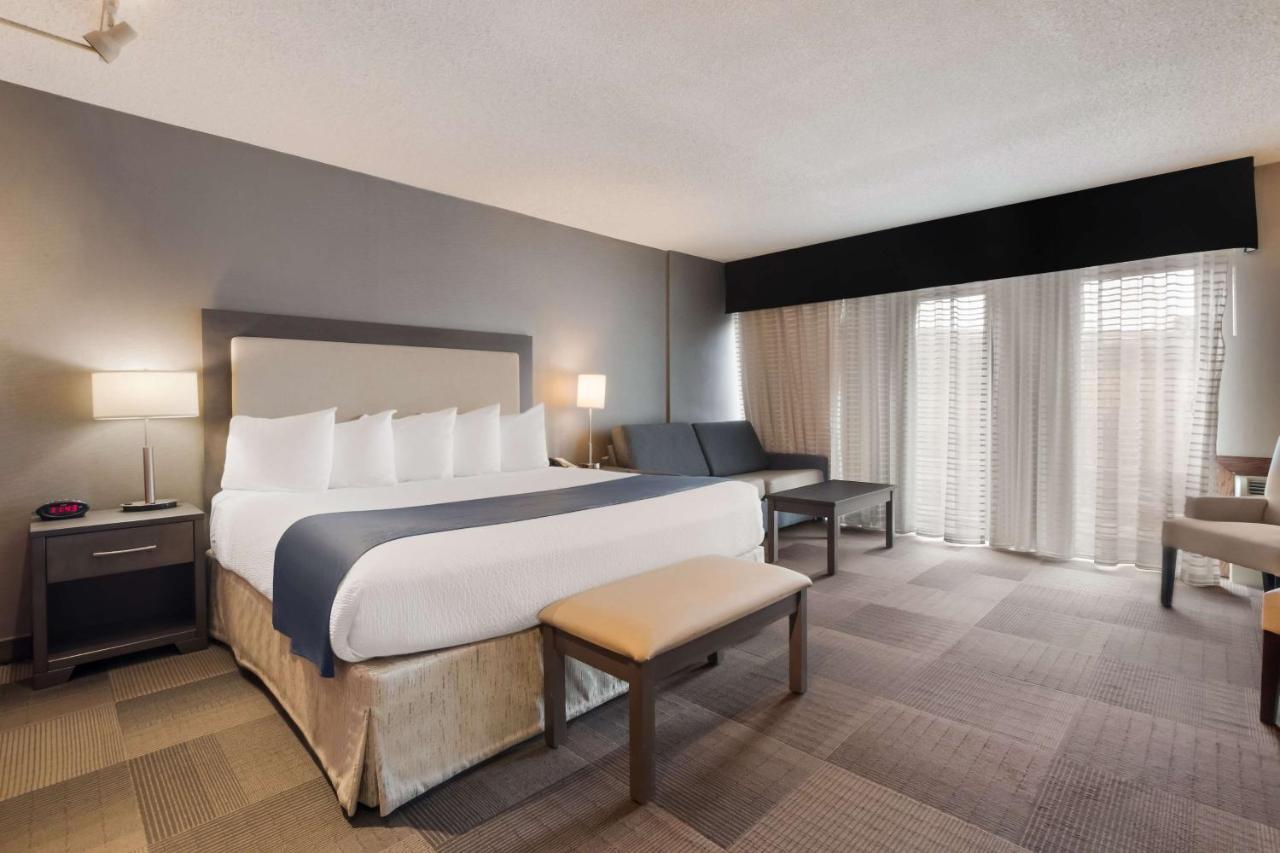 Best Western St Catharines Hotel & Conference Centre Saint Catharines Exterior photo